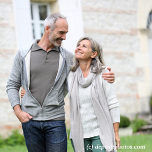 picture of Auburn happy couple with relief of failed back surgical syndrome back pain